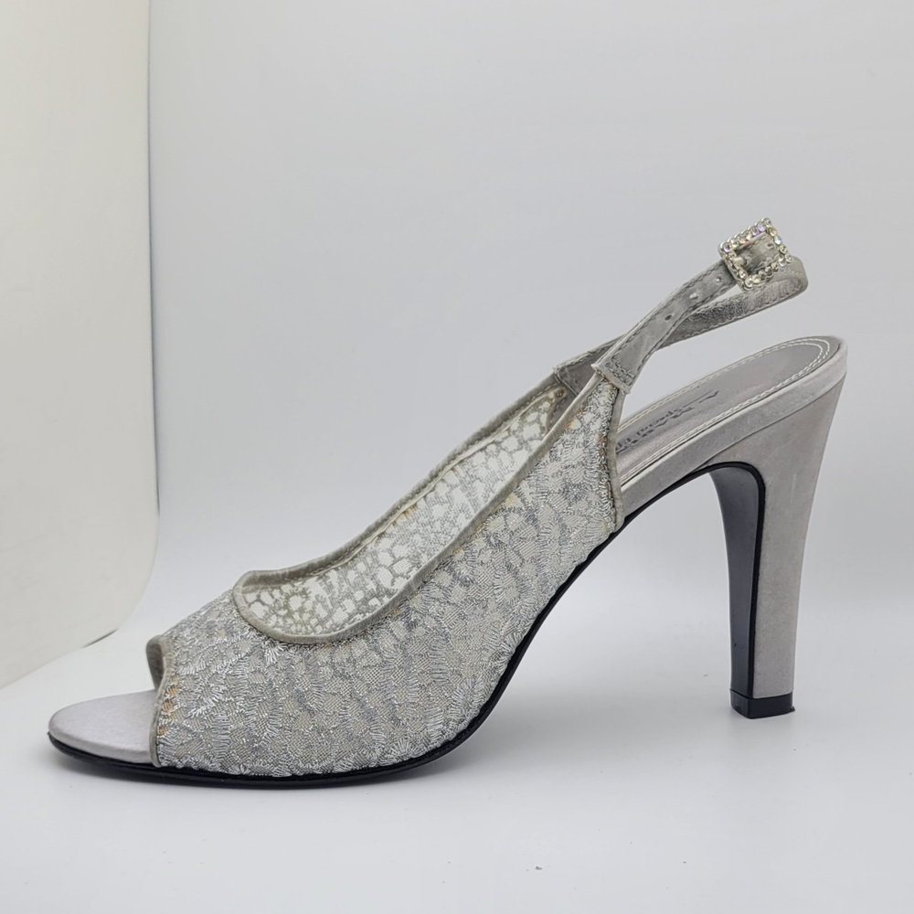 9.5M A. Marinelli Vintage Leather Shimmering Silver 3.5" Heels - Picture 4 of 10